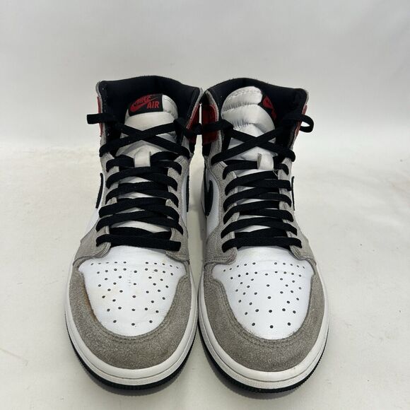 Nike Air Jordan 1 Retro High OG “Light Smoke Grey” - Picture 2 of 11